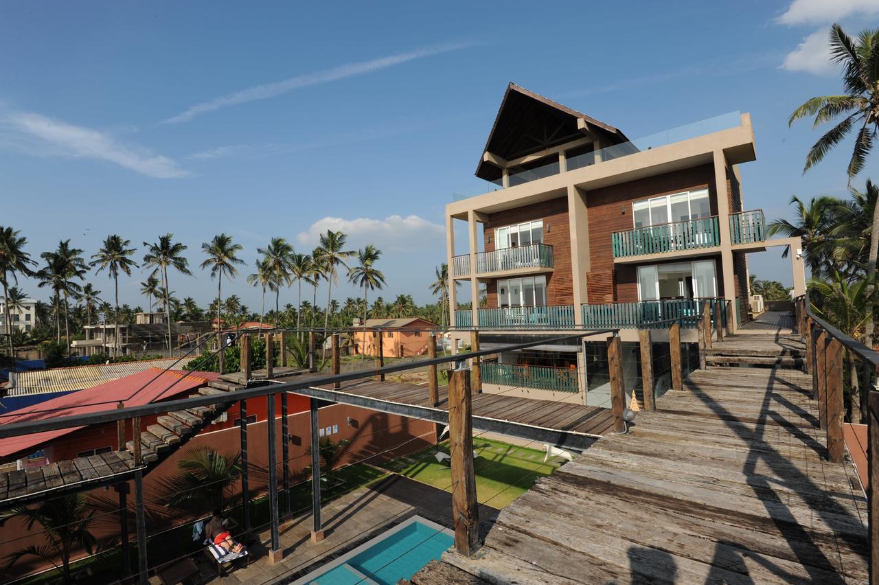 Saprin Beach Resort Uswetakeiyawa Dış mekan fotoğraf